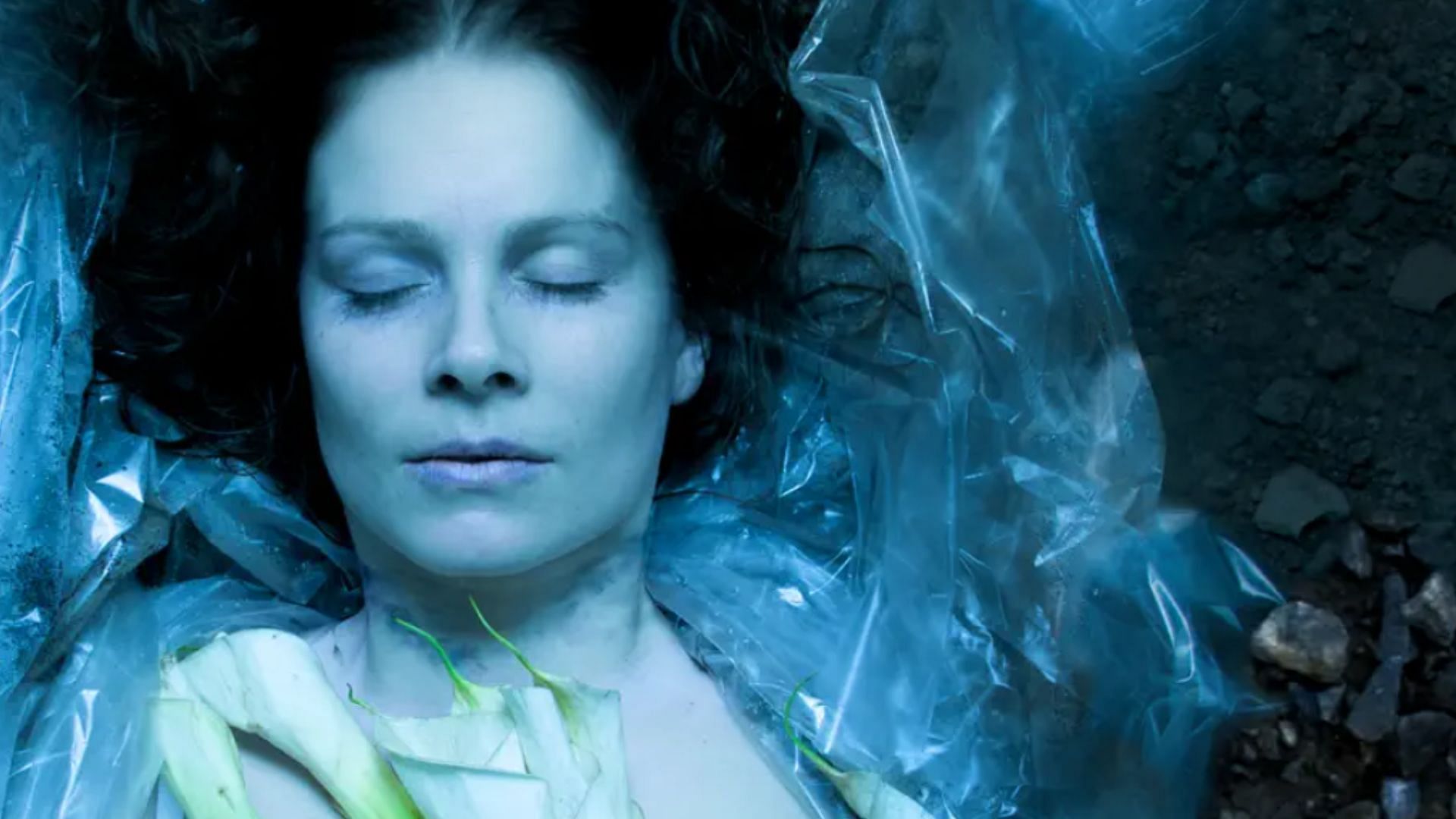 A still image from the series (Image via Yle TV2)